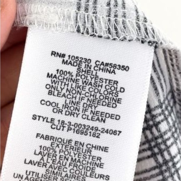 Joie Aruna Checkered
Sleeveless Gingham Blouse Size Small - Picture 7 of 8